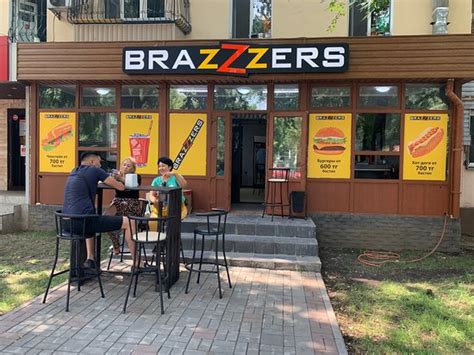 brazzers restaurante|Brazzers Restaurant Videos Porno 